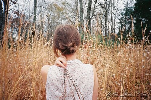 晚安心语:青春就是让你张扬的笑,也给你莫名的痛 (8)