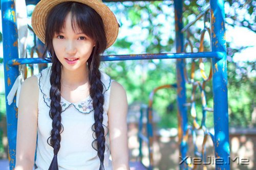 ���������һ������бܶ����� (2)